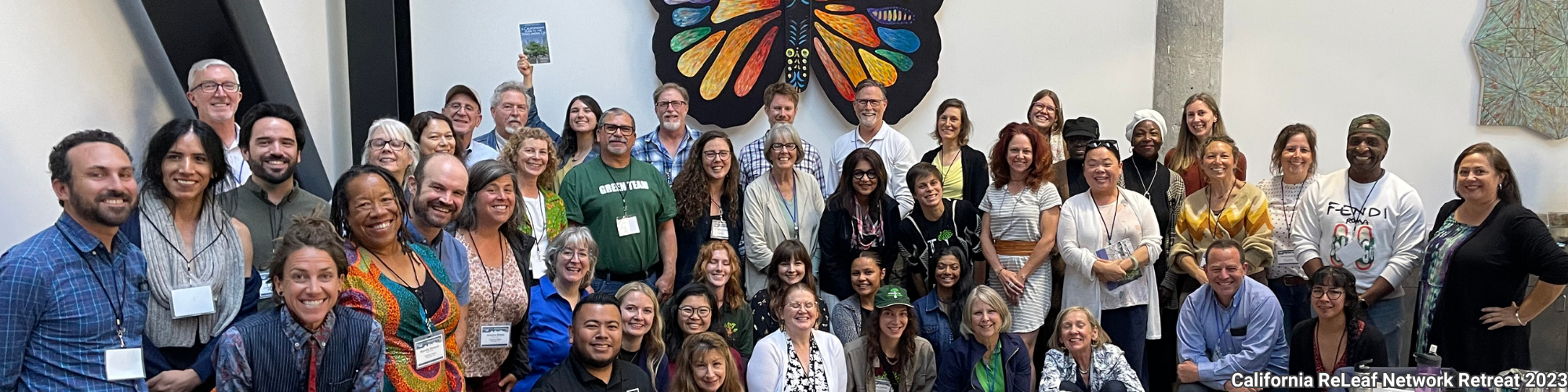 صورة جماعية للمشاركين في California ReLeaf Network Retreat في سكرامنتو عام 2023